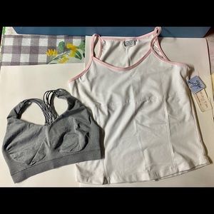 Medium tank and sports bra💕